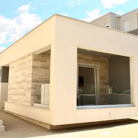 Apartments & Rooms Villa Casia Novalja Exterior photo
