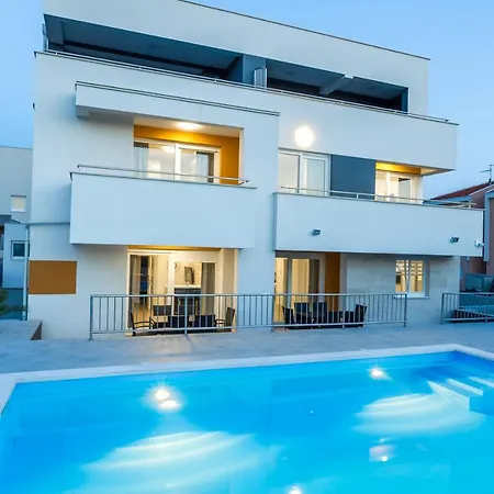 Apartments & Rooms Villa Casia Novalja Exterior photo