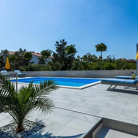 Apartments & Rooms Villa Casia Novalja Exterior photo
