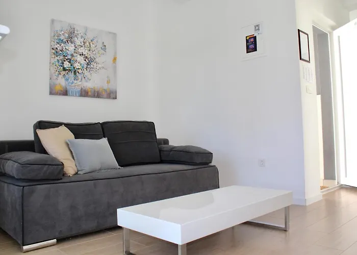 Apartments & Rooms Villa Casia