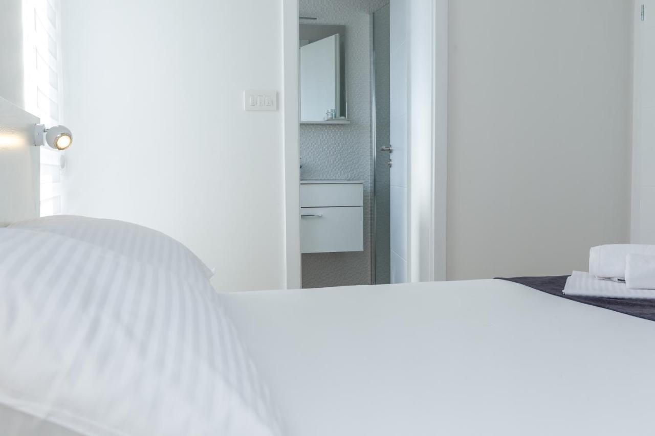 Apartment & Casia Novalja