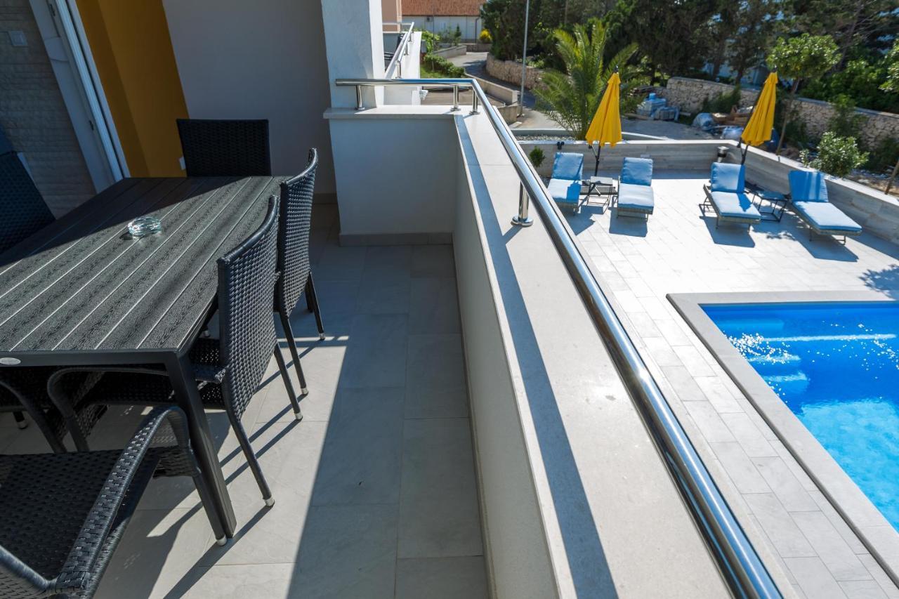 & Casia Apartment