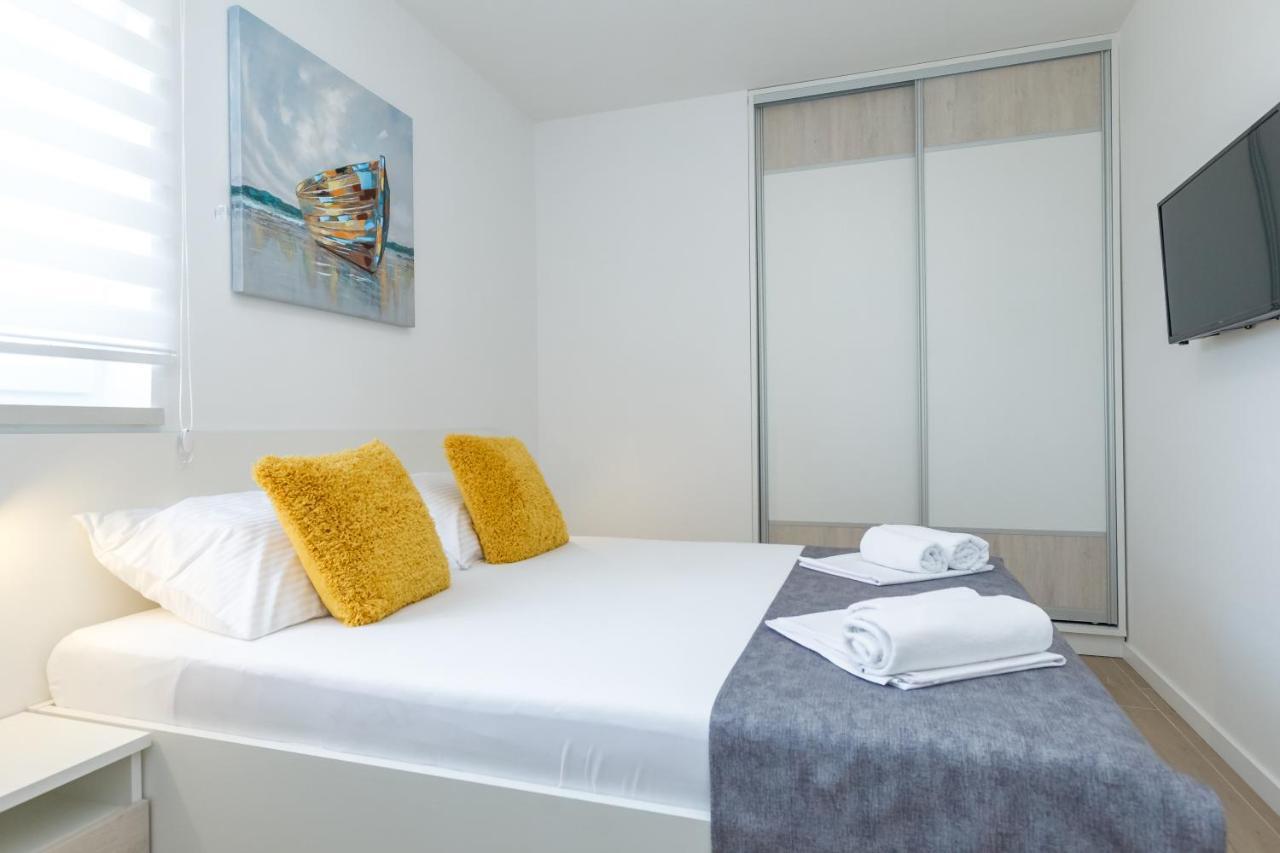 Apartment & Casia *
