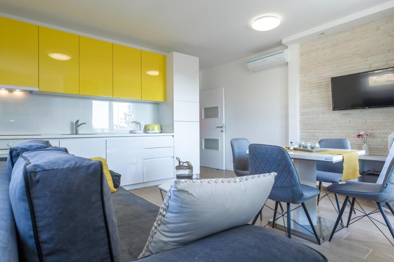& Casia Apartment *