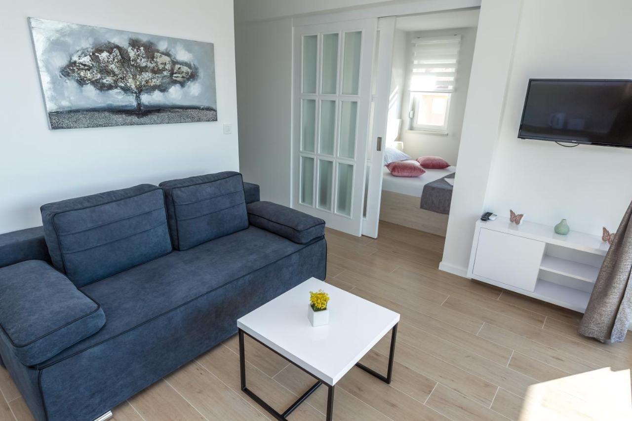 & Casia Apartment Novalja