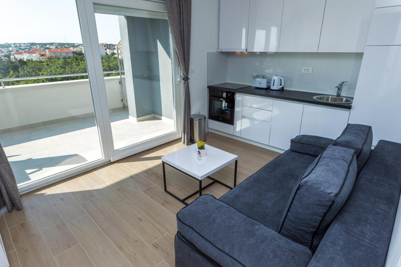 Apartment & Casia