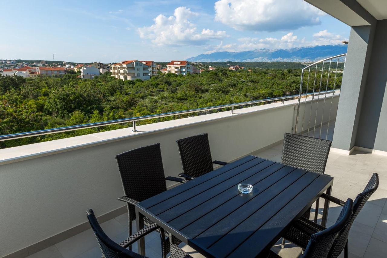 Apartment & Casia