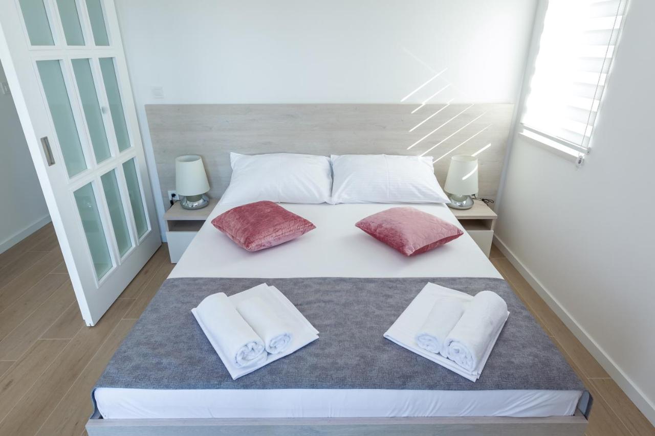 Apartment & Casia